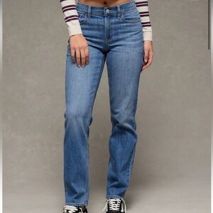 Mid-Rise Straight Leg Women's Jeans - Blue